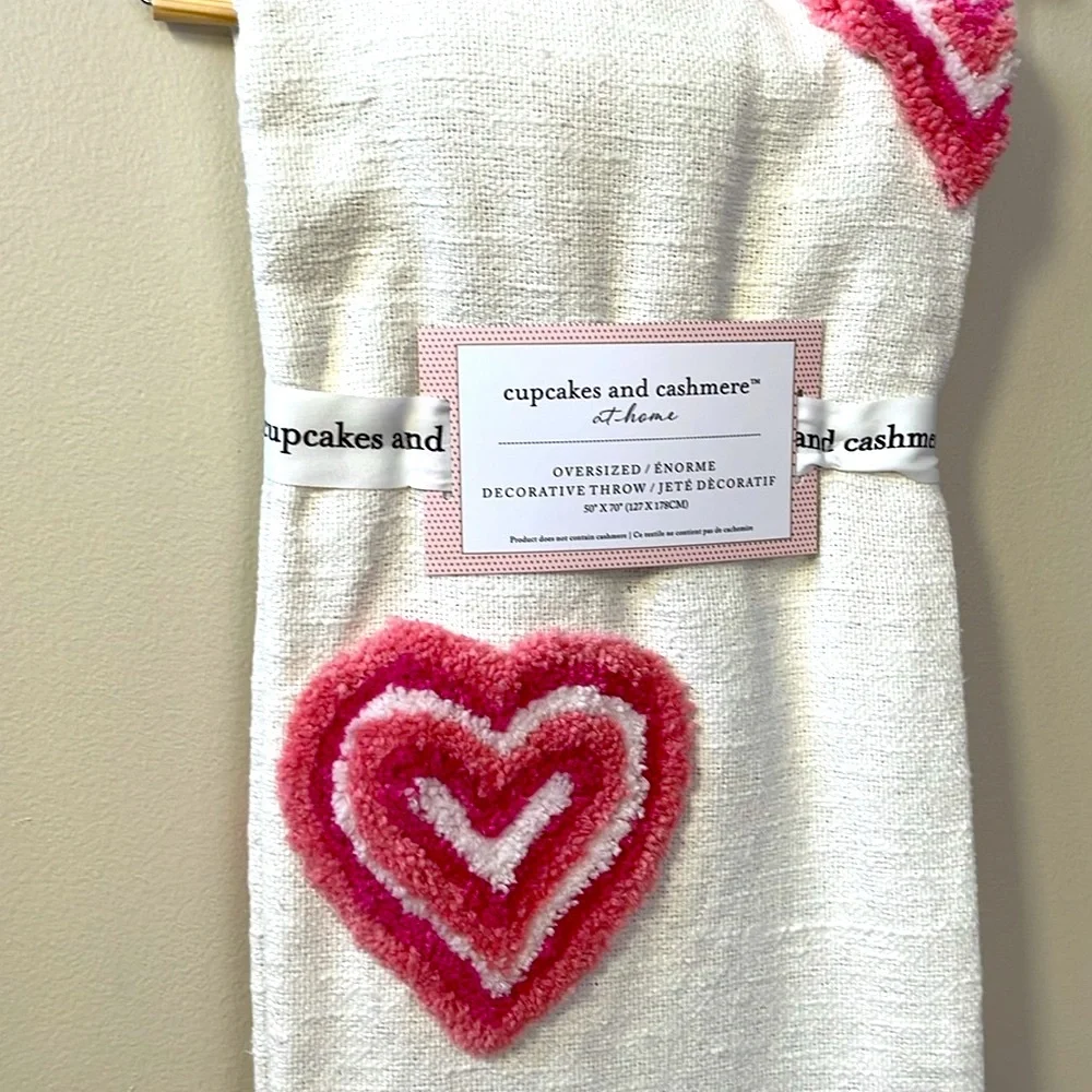 Cupcakes and Cashmere Ombre Tufted Oversized Pink Heart Throw Blanket, 50”x 70”